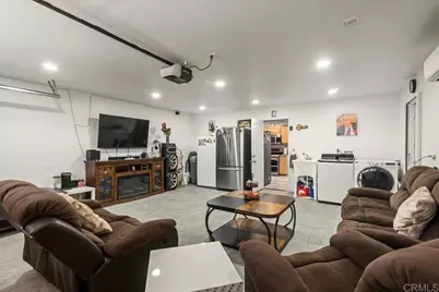 133 N Stephanie Ln, El Cajon, CA 92019 - Photo 31