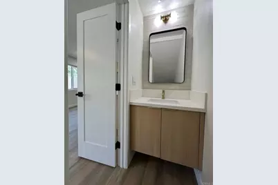 5725 Linda Vista Road #8, San Diego, CA 92110 - Photo 7