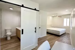 5725 Linda Vista Rd, San Diego, CA 92110 - Photo 9