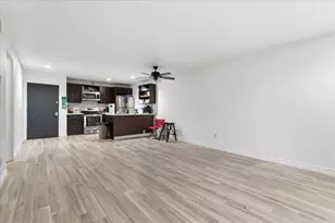 10699 San Diego Mission Rd, San Diego, CA 92108 - Photo 15