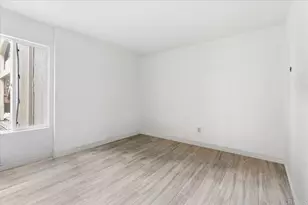10699 San Diego Mission Rd, San Diego, CA 92108 - Photo 15