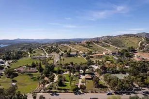 9954 Circa Valle Verde, El Cajon, CA 92021 - Photo 67