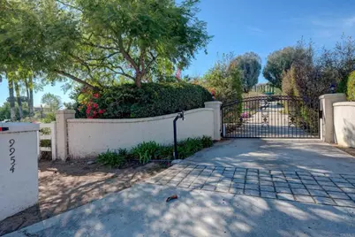 9954 Circa Valle Verde, El Cajon, CA 92021 - Photo 57