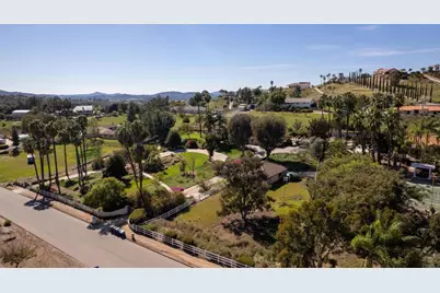 9954 Circa Valle Verde, El Cajon, CA 92021 - Photo 65