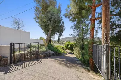 12135 Los Amigos Way, Lakeside, CA 92040 - Photo 5