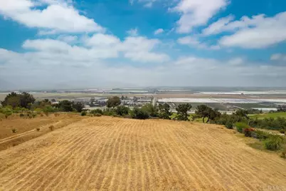 1009 Corte Barroso, Camarillo, CA 93010 - Photo 11