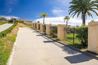 1009 Corte Barroso, Camarillo, CA 93010 - Photo 9