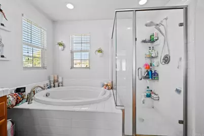 27447 Lock Haven Court, Temecula, CA 92591 - Photo 25