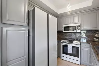 2083 Lakeridge Circle #104, Chula Vista, CA 91913 - Photo 7