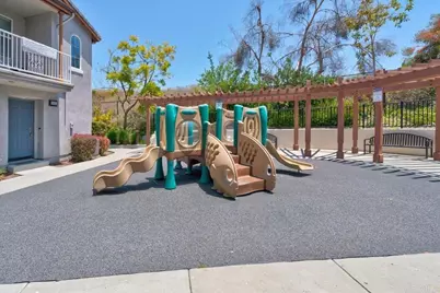 1653 Sourwood Pl, Chula Vista, CA 91915 - Photo 11