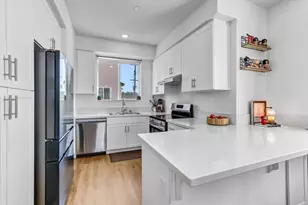 402 Creekside Circle, San Diego, CA 92114 - Photo 5