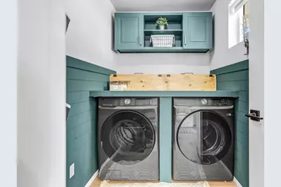 402 Creekside Cir, San Diego, CA 92114 - Photo 3