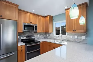 11337 Avenida De Los Lobos, San Diego, CA 92127 - Photo 9