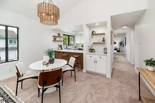 4085 Crystal Dawn, San Diego, CA 92122 - Photo 5