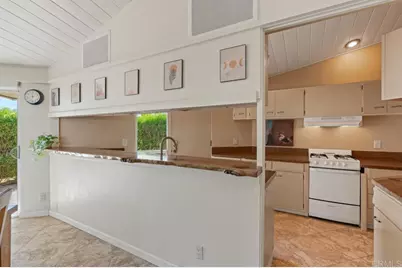 37800 Da Vall Drive #10, Rancho Mirage, CA 92270 - Photo 17