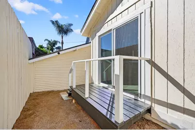 1530 E Appleton Street, Long Beach, CA 90802 - Photo 47