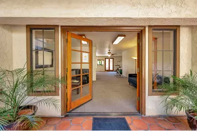 2560 C Street #15, San Diego, CA 92102 - Photo 19