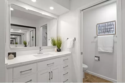 2560 C Street #15, San Diego, CA 92102 - Photo 11