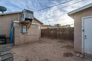 347 E B St, Brawley, CA 92227 - Photo 5
