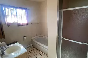 4072 Hillcrest, Los Angeles, CA 90008 - Photo 9