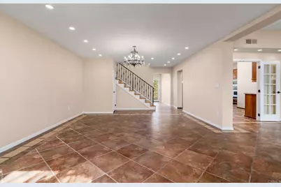 1180 Barcelona Drive, San Diego, CA 92107 - Photo 11