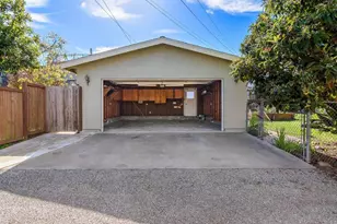 1180 Barcelona Dr, San Diego, CA 92107 - Photo 49