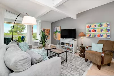 2323 Caringa Way #16, Carlsbad, CA 92009 - Photo 5