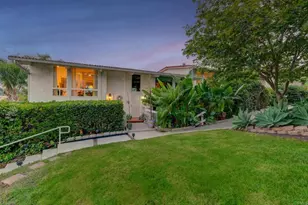 2323 Caringa Way, Carlsbad, CA 92009 - Photo 3