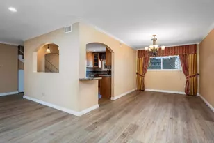 6261 Crystal Lake Ave, San Diego, CA 92119 - Photo 7