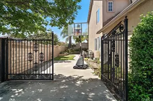 29419 Pebble Beach Dr, Murrieta, CA 92563 - Photo 37