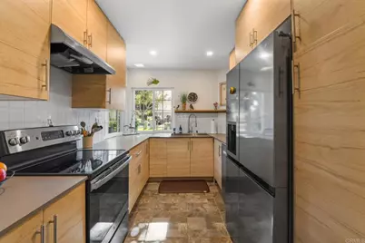 302 Windjammer Circle, Chula Vista, CA 91910 - Photo 3