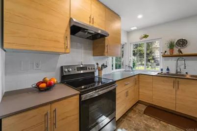 302 Windjammer Circle, Chula Vista, CA 91910 - Photo 9