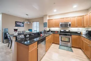 4096 Union Square Ln, San Diego, CA 92105 - Photo 5