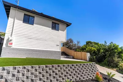 2841 Lloyd Street, San Diego, CA 92117 - Photo 3