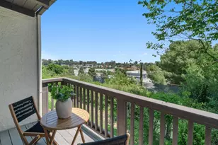 45 Oaktree Ln, Rolling Hills Estates, CA 90274 - Photo 3