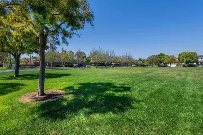 1291 Blue Jean Way Unit 4, Chula Vista, CA 91913 - Photo 17