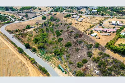 456 Grove View Road, Oceanside, CA 92058 - Photo 3