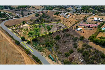 456 Grove View Road, Oceanside, CA 92058 - Photo 1