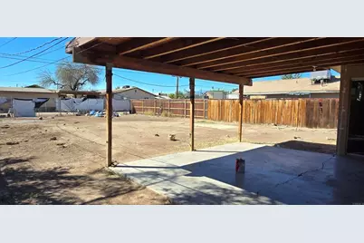 443 W Hamilton Avenue, El Centro, CA 92243 - Photo 3