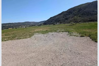 9782 Chocolate Creek Road, El Cajon, CA 92021 - Photo 15