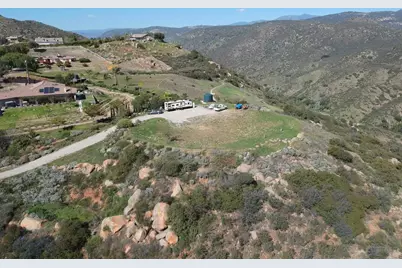 9782 Chocolate Creek Road, El Cajon, CA 92021 - Photo 9