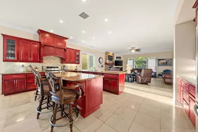 19700 Calle Pena Huerta, Temecula, CA 92590 - Photo 9