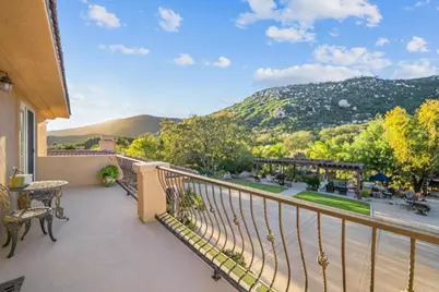 19700 Calle Pena Huerta, Temecula, CA 92590 - Photo 17