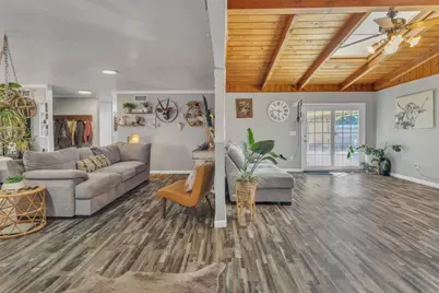 152 S Stephanie Ln, El Cajon, CA 92019 - Photo 9