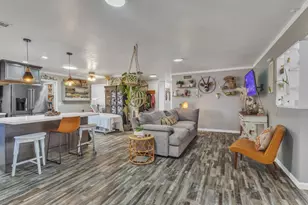 152 S Stephanie Ln, El Cajon, CA 92019 - Photo 11