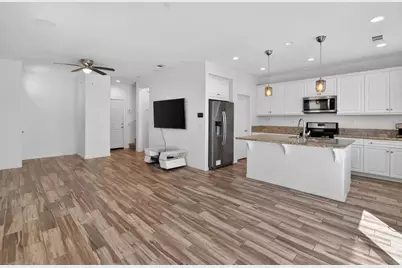 31554 Alicante Loop, Winchester, CA 92596 - Photo 5
