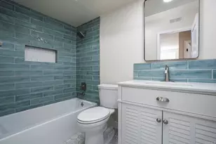 10717 Matinal Cir, San Diego, CA 92127 - Photo 17