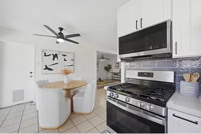 161 E Palomar Street, Chula Vista, CA 91911 - Photo 17