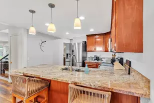 10226 Mirabel Ln, San Diego, CA 92124 - Photo 15