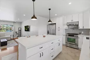 1915 Edith Dr, Escondido, CA 92026 - Photo 3